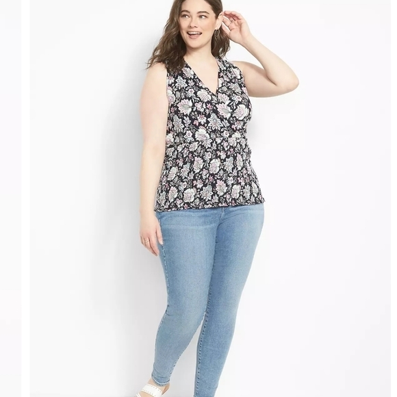 NWOT LANE BRYANT SLEEVELESS DOUBLE V-NECK BLOUSE - Picture 8 of 8